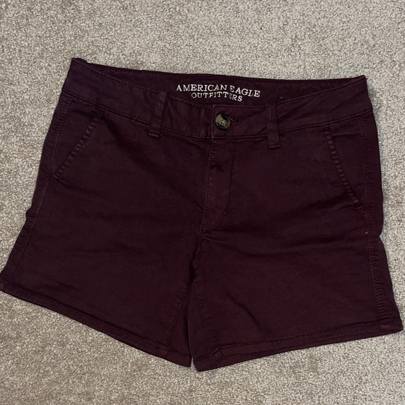 American Eagle Outfitters Pants - American Eagle Super Stretch Midi Shorts sz 8